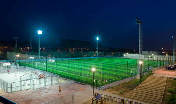Освещение стадионов и футбольных полей